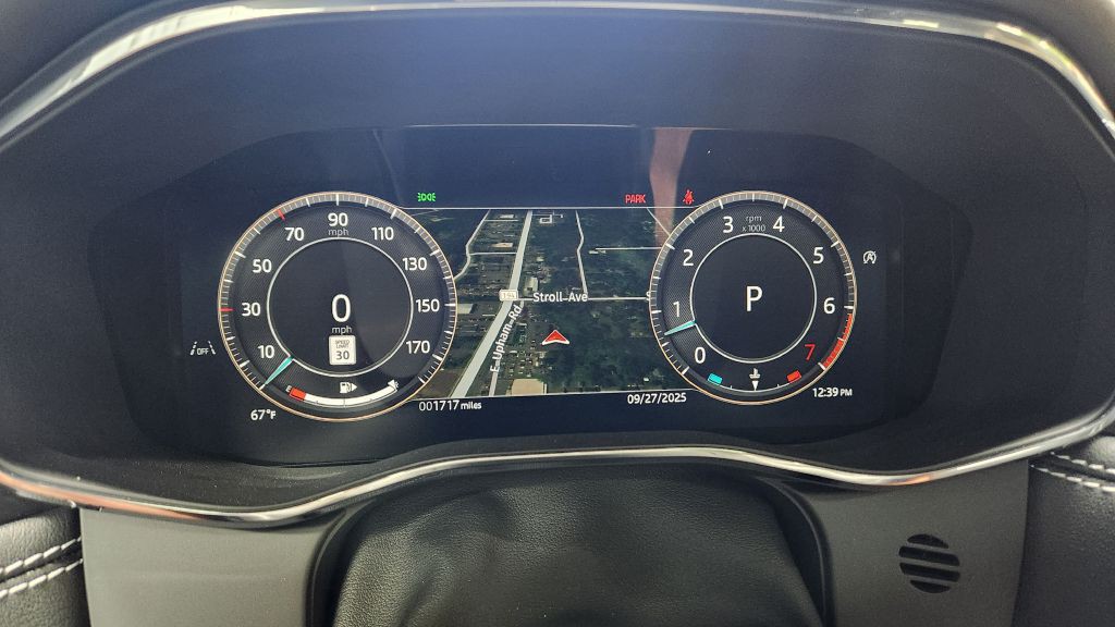 2025 Jaguar F-PACE Image 56