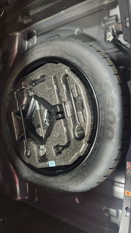 2019 Genesis G70 Image 8