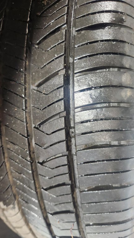 2019 Genesis G70 Image 28