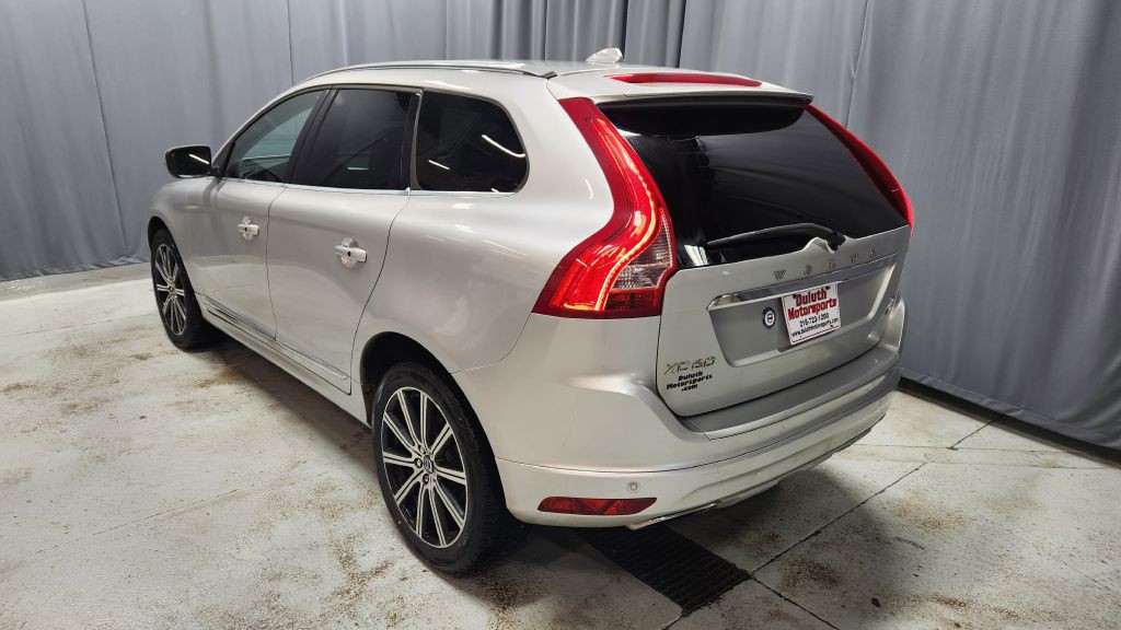 2017 Volvo XC60 Image 3