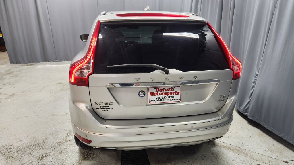 2017 Volvo XC60 Image 4