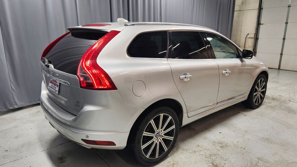 2017 Volvo XC60 Image 36