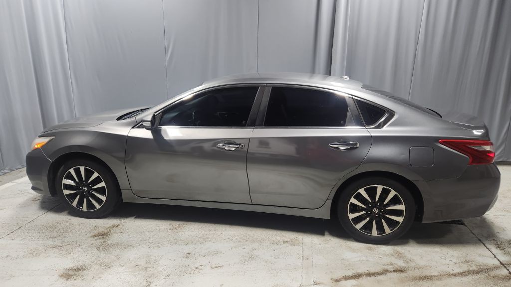2018 Nissan Altima Image 1