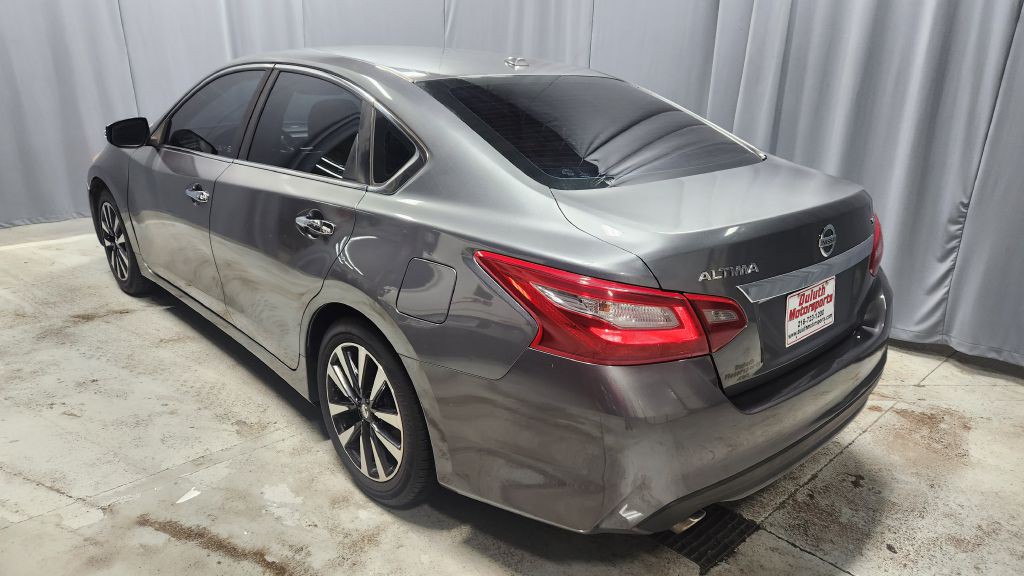 2018 Nissan Altima Image 3