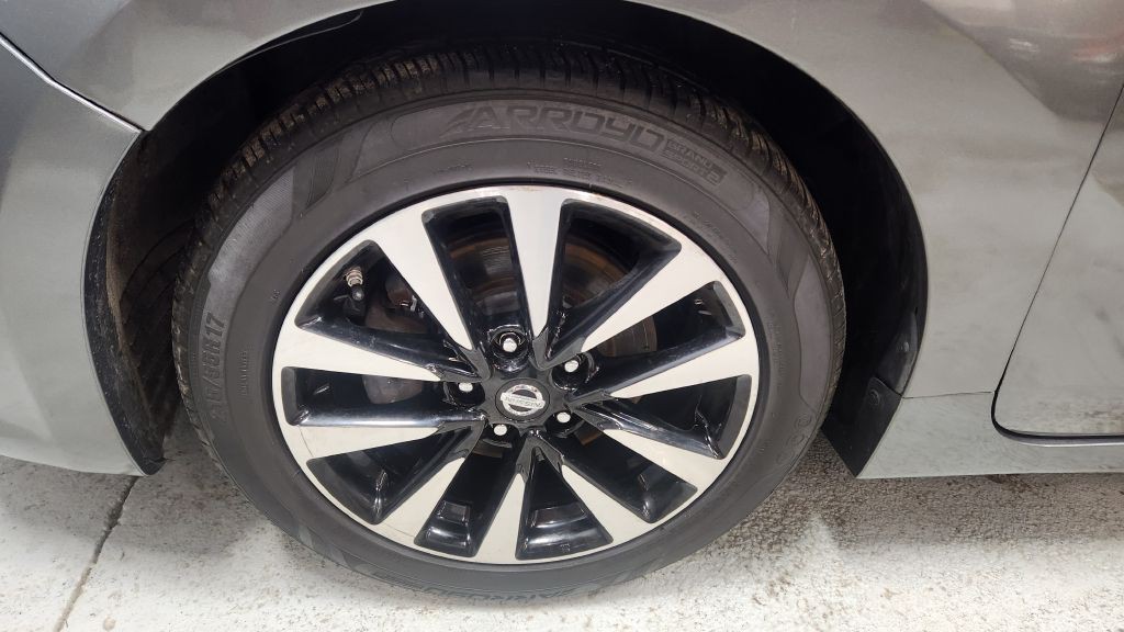 2018 Nissan Altima Image 23