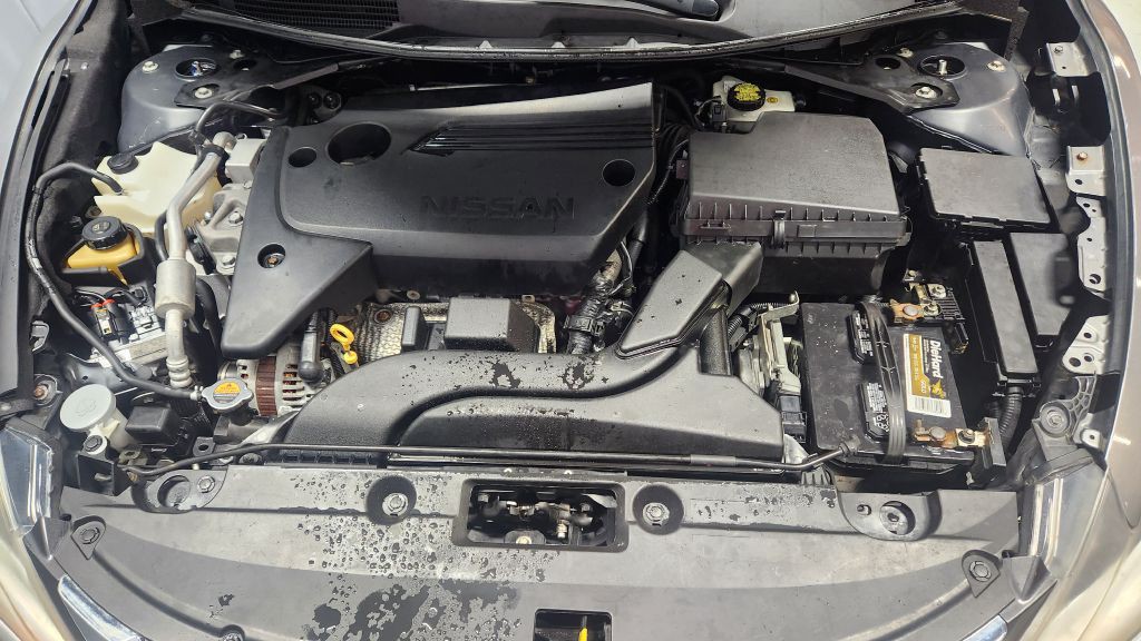 2018 Nissan Altima Image 28