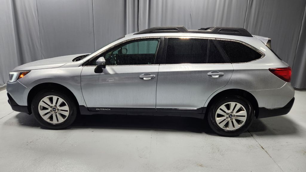 2018 Subaru Outback Image 1