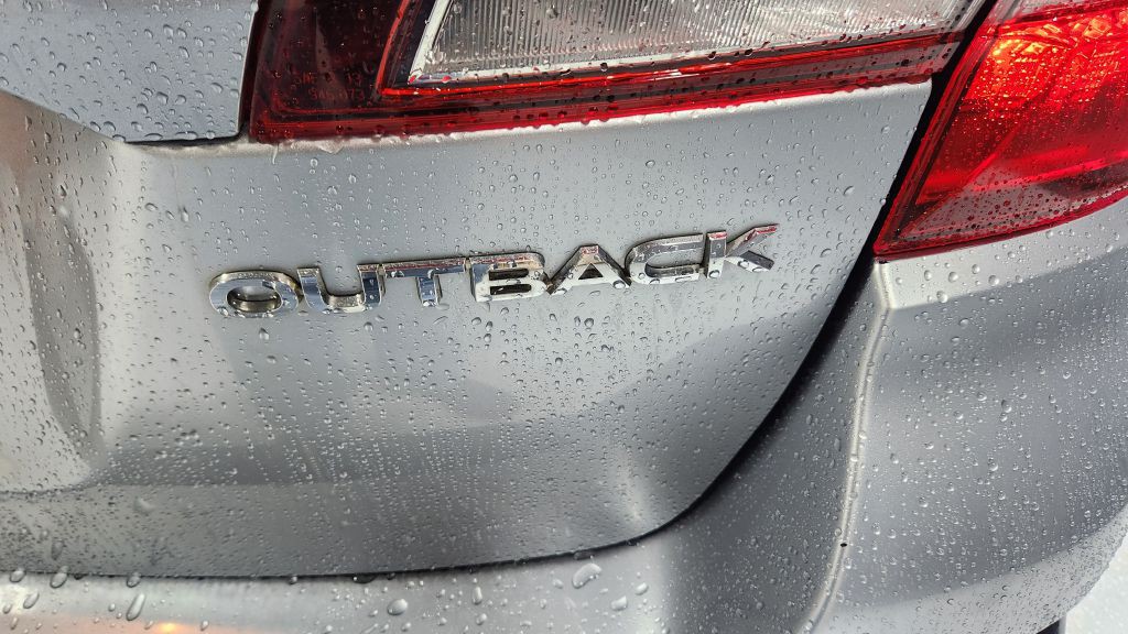2018 Subaru Outback Image 6