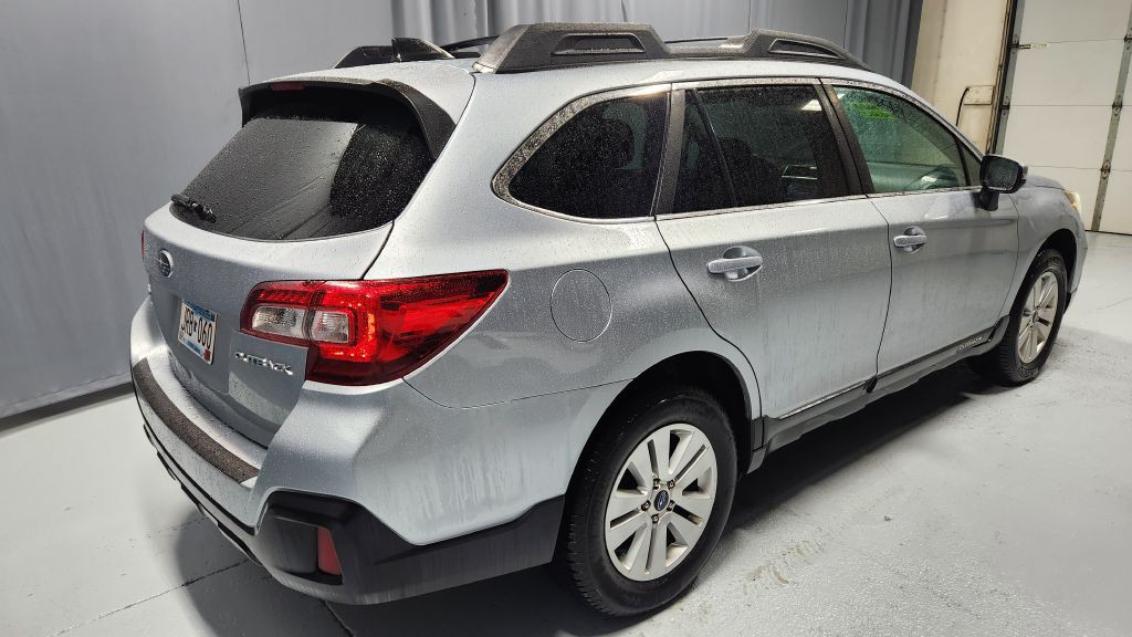 2018 Subaru Outback Image 35