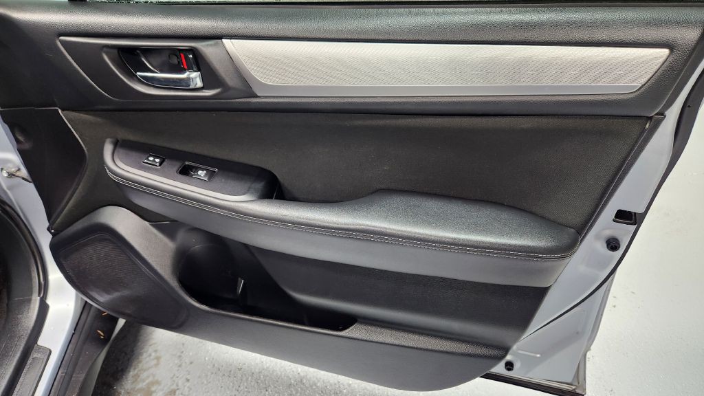 2018 Subaru Outback Image 44
