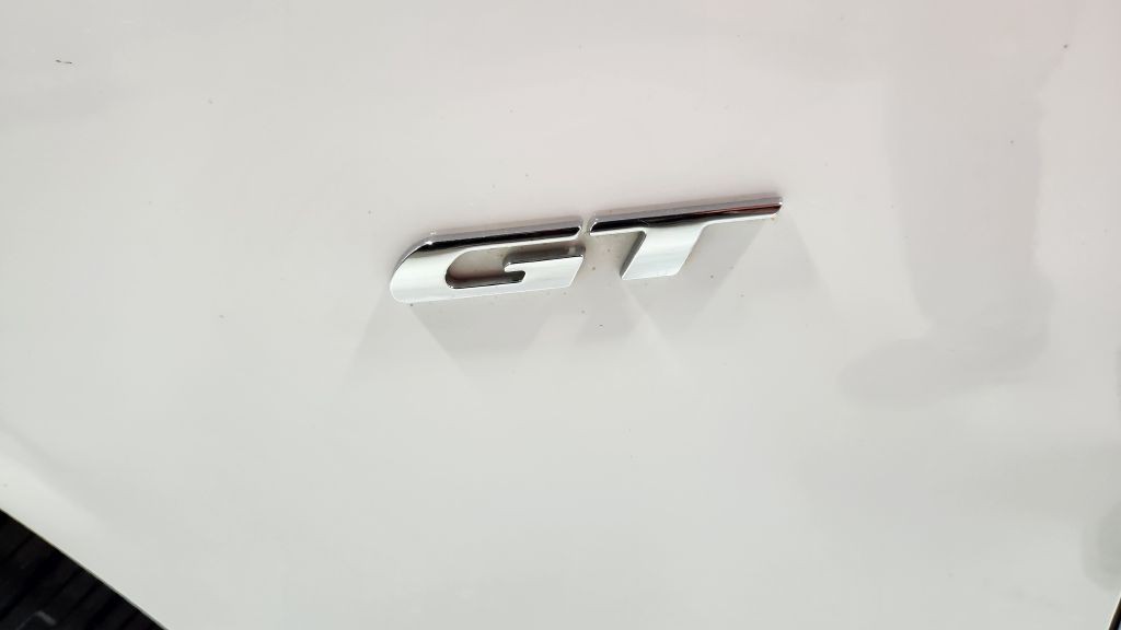 2017 Dodge Challenger Image 5