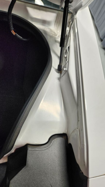 2017 Dodge Challenger Image 8