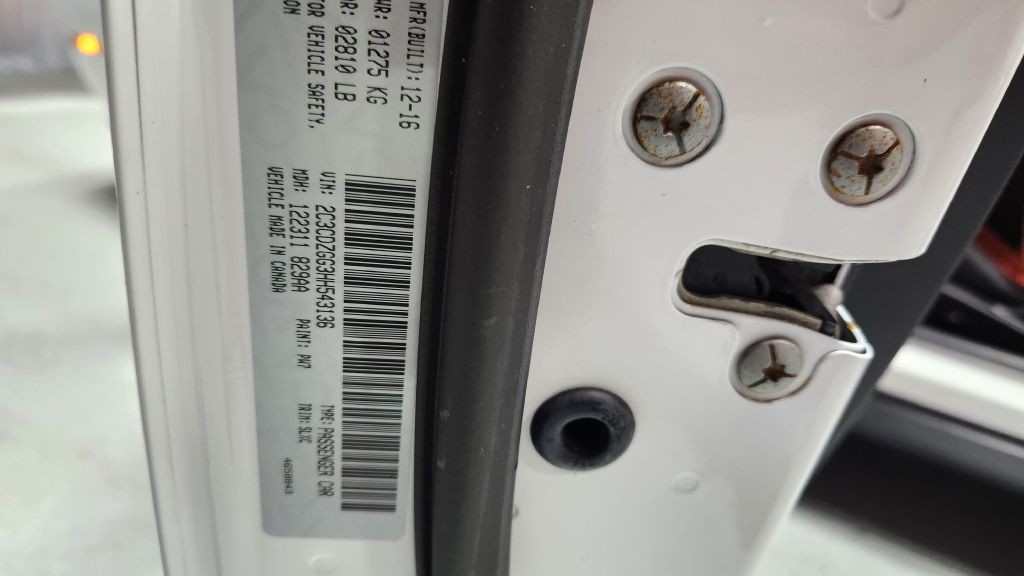 2017 Dodge Challenger Image 14