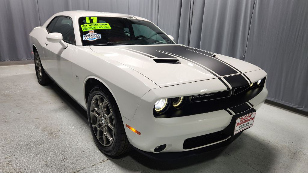 2017 Dodge Challenger Image 27