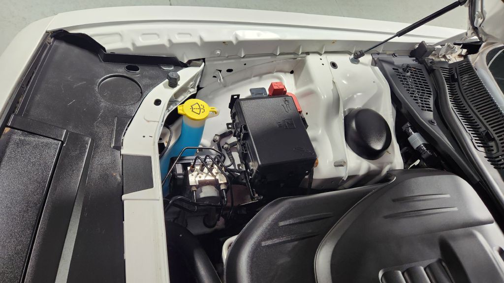 2017 Dodge Challenger Image 45