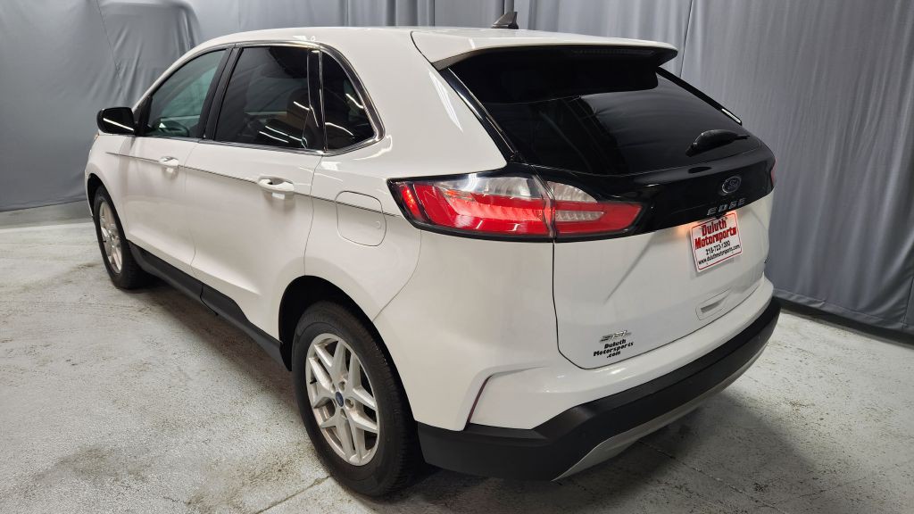 2022 Ford Edge Image 3
