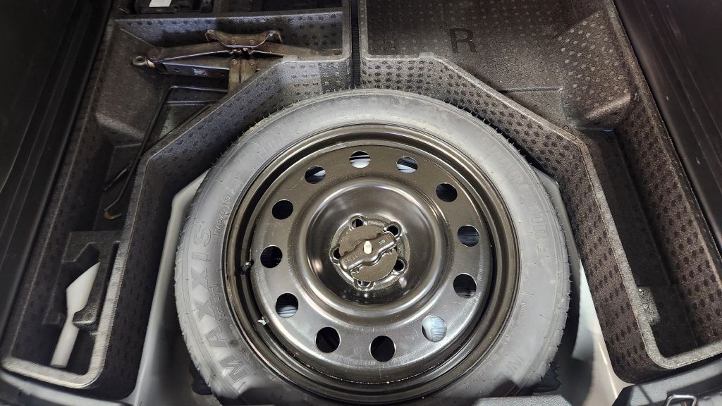 2022 Ford Edge Image 9