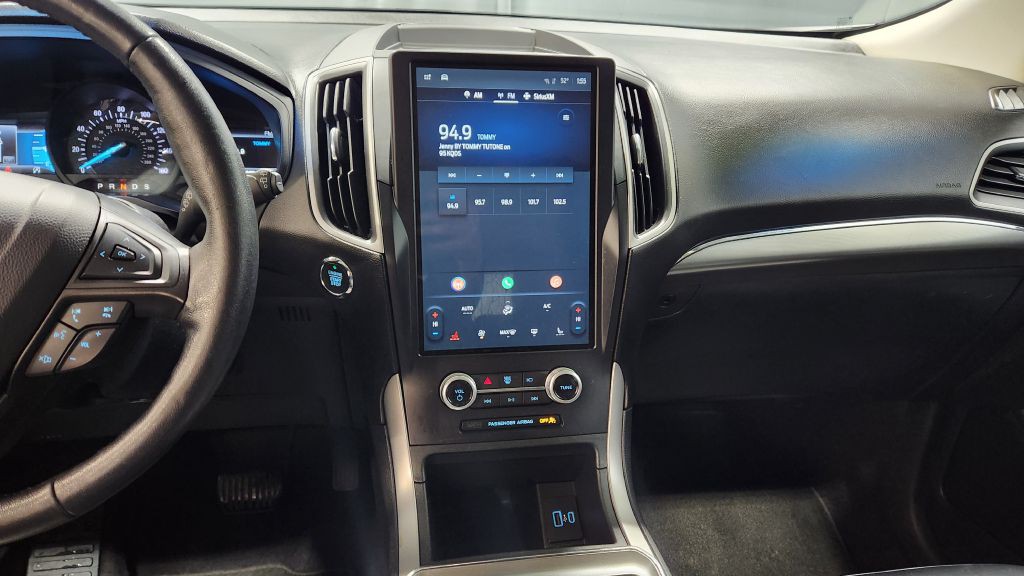 2022 Ford Edge Image 16