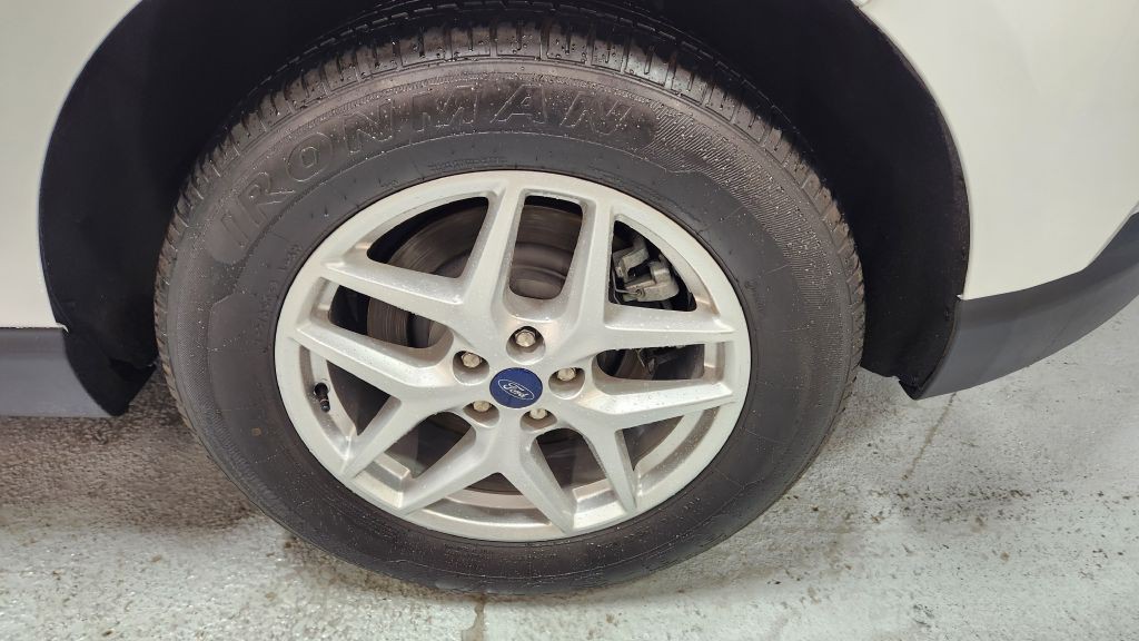 2022 Ford Edge Image 25