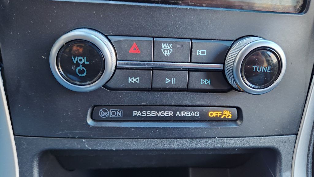 2022 Ford Edge Image 57