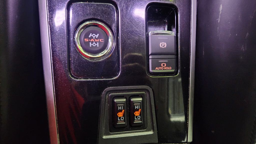 2020 Mitsubishi Outlander Image 43