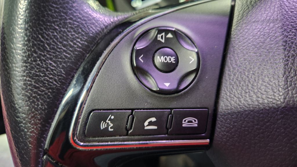 2020 Mitsubishi Outlander Image 46