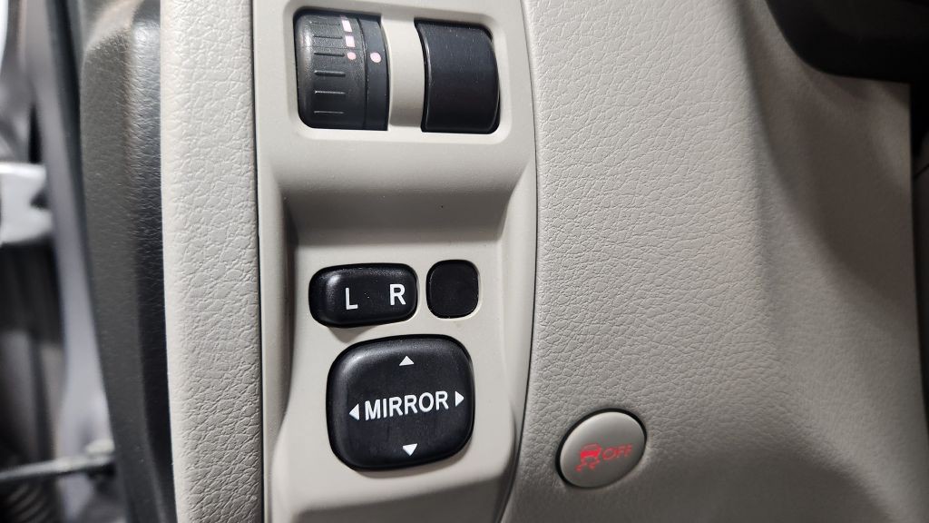 2009 Subaru Forester Image 24