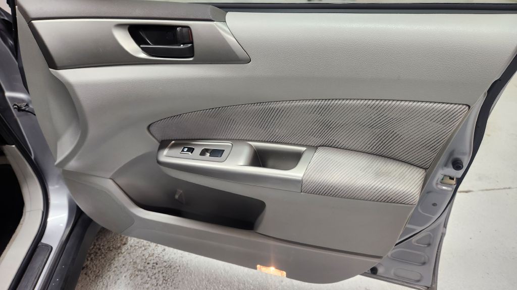 2009 Subaru Forester Image 42