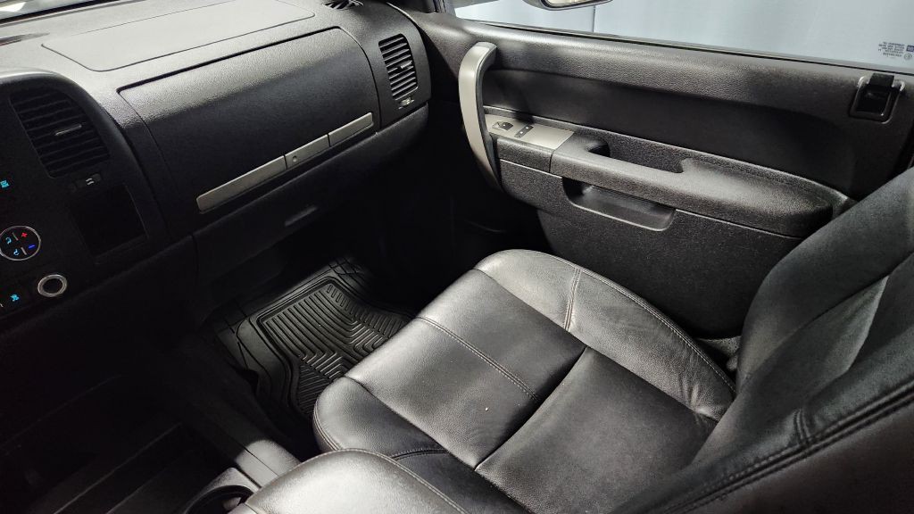 2011 Chevrolet Silverado 1500 Image 14