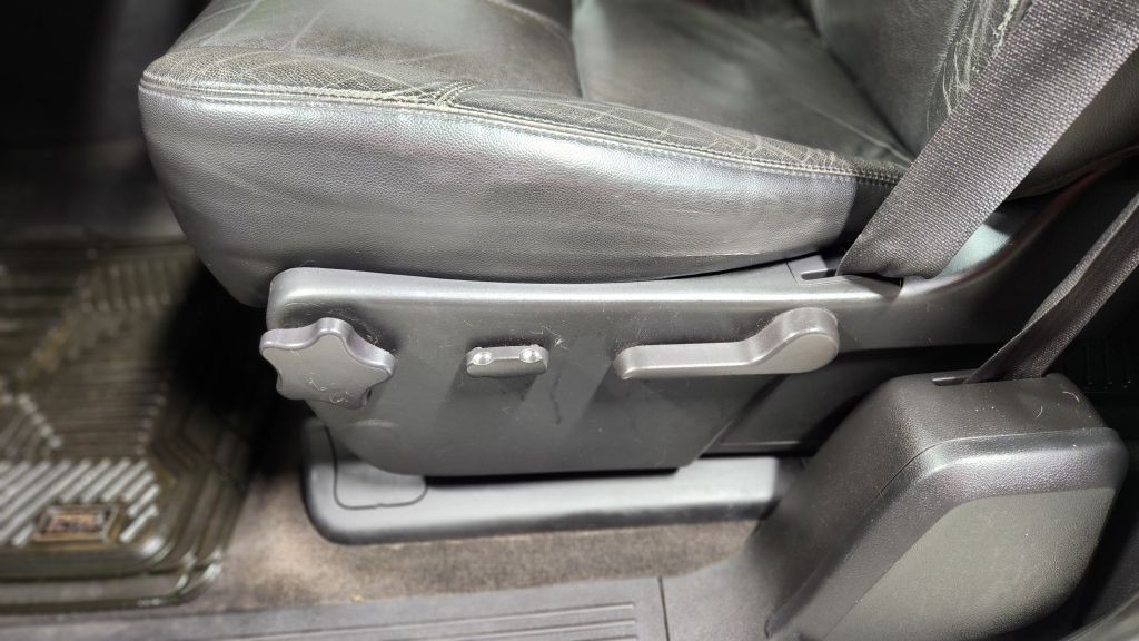 2011 Chevrolet Silverado 1500 Image 18