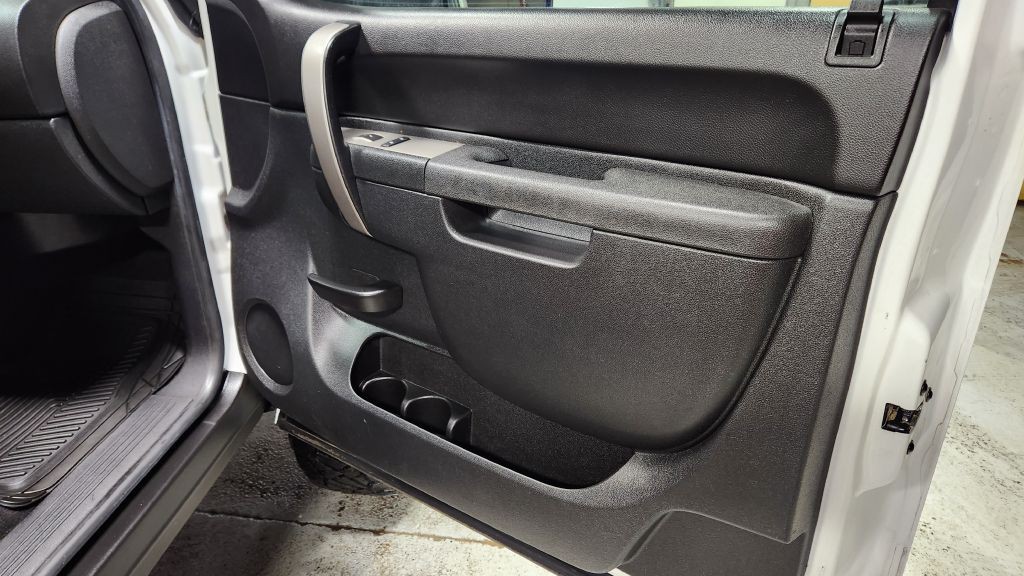 2011 Chevrolet Silverado 1500 Image 46