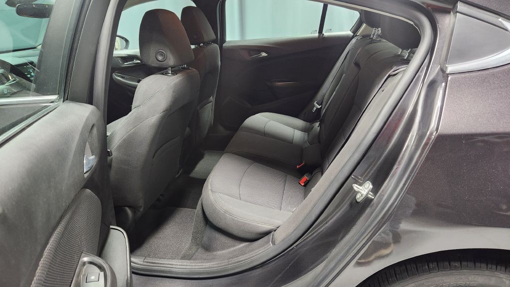 2017 Chevrolet Cruze Image 8