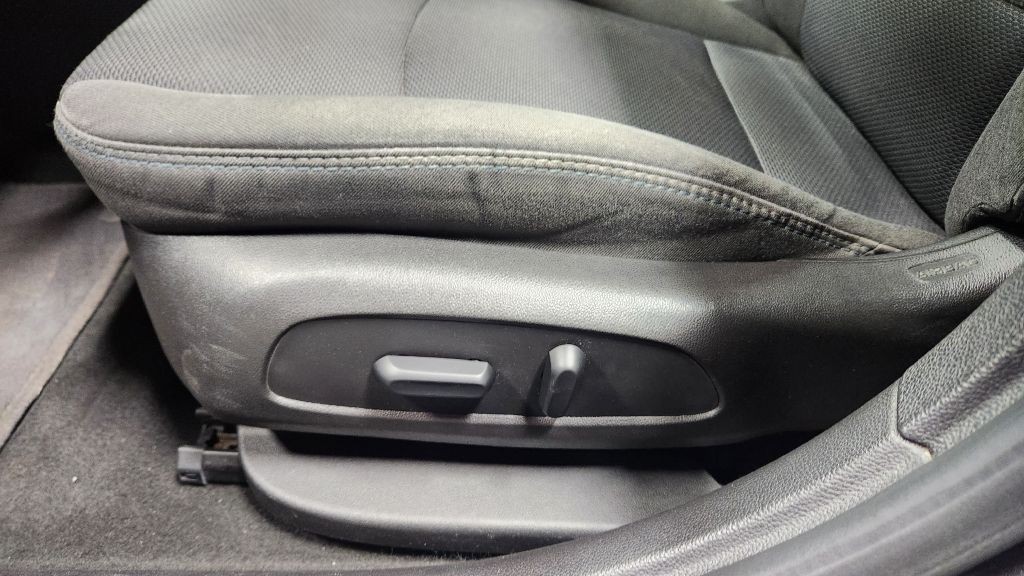 2017 Chevrolet Cruze Image 19