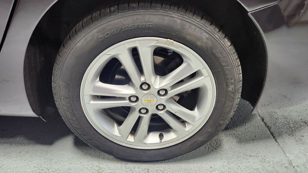 2017 Chevrolet Cruze Image 22