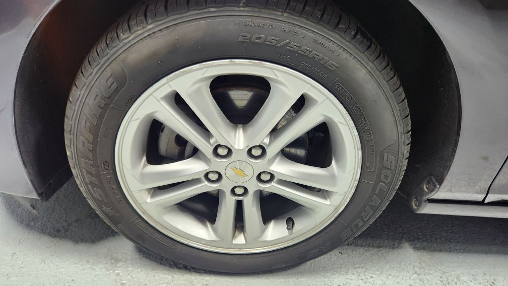 2017 Chevrolet Cruze Image 23