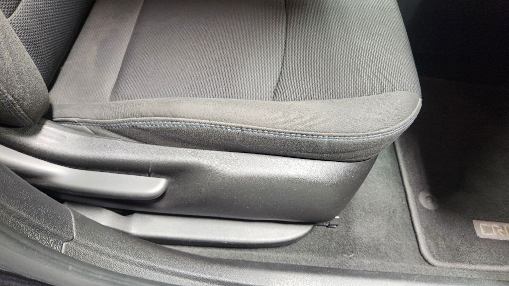 2017 Chevrolet Cruze Image 42