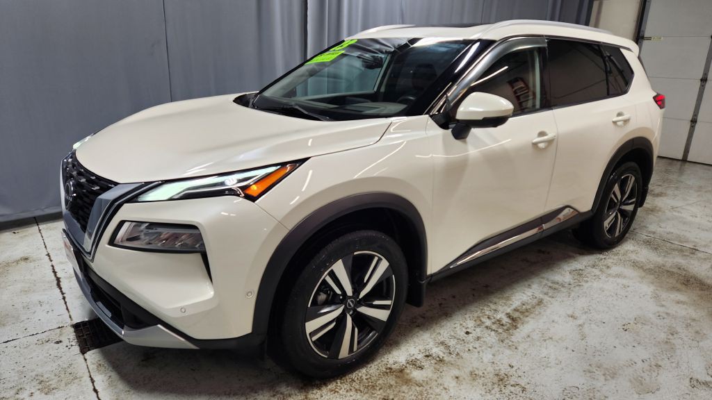 2023 Nissan Rogue Image 2