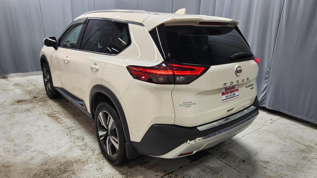2023 Nissan Rogue Image 3