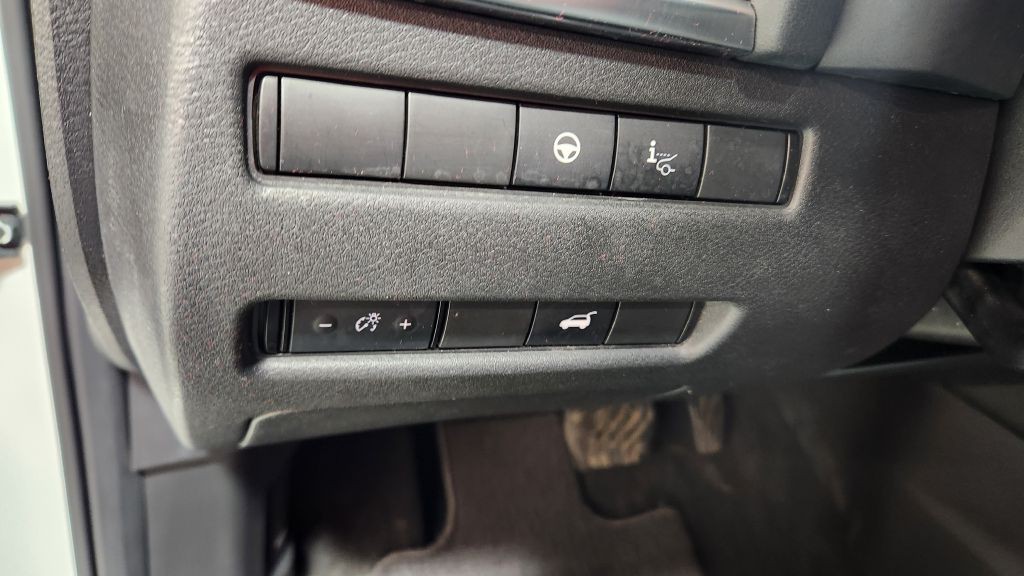 2023 Nissan Rogue Image 22