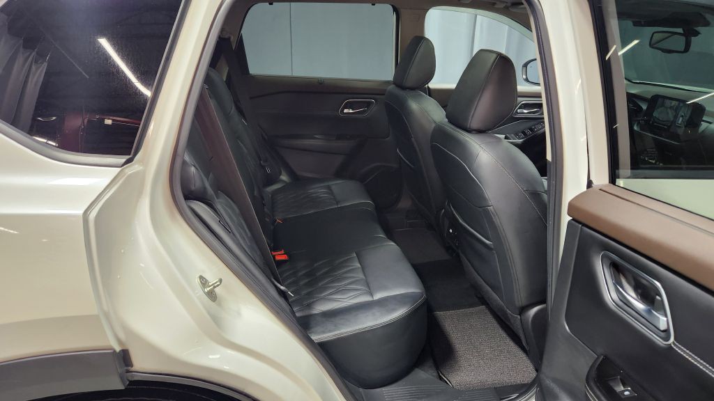 2023 Nissan Rogue Image 39
