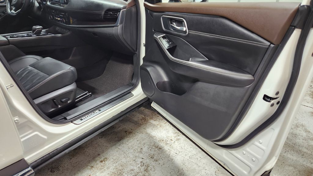2023 Nissan Rogue Image 45