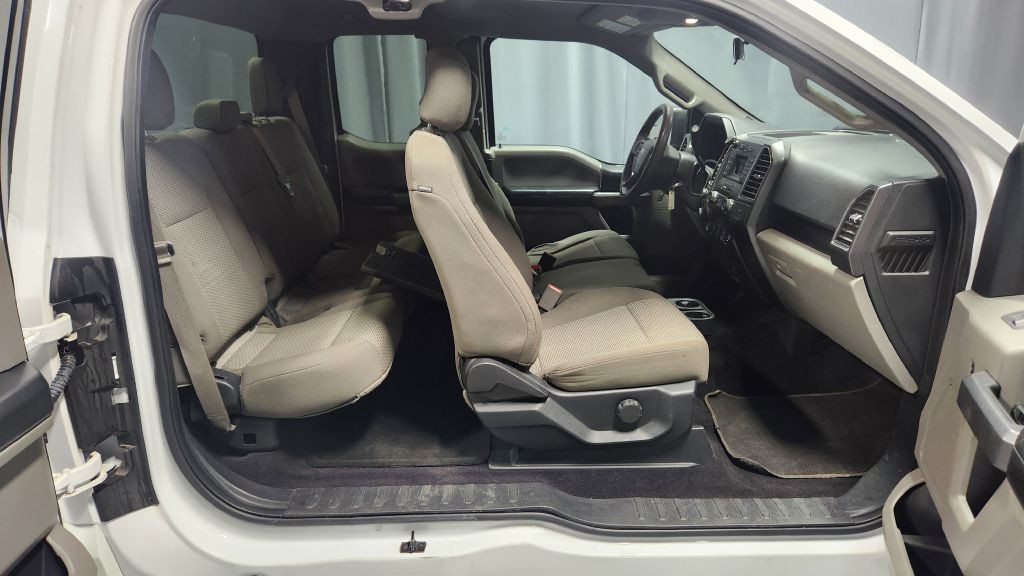 2017 Ford F-150 Image 50