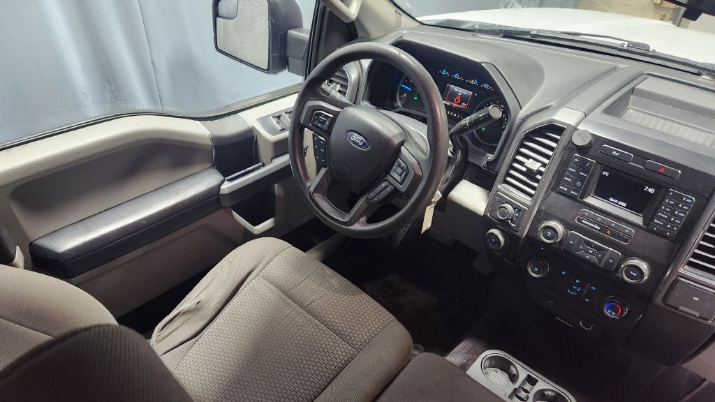 2017 Ford F-150 Image 54