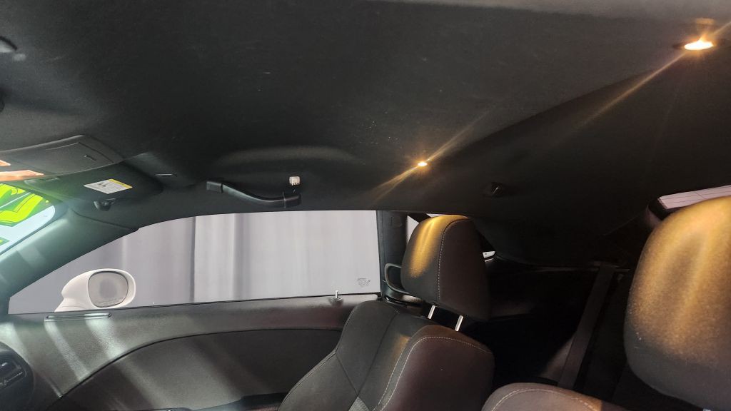 2022 Dodge Challenger Image 12