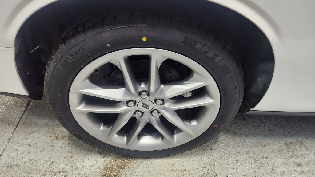 2022 Dodge Challenger Image 19