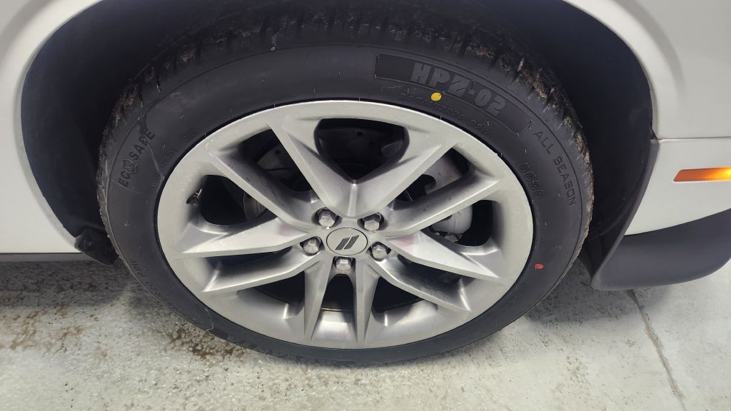 2022 Dodge Challenger Image 20