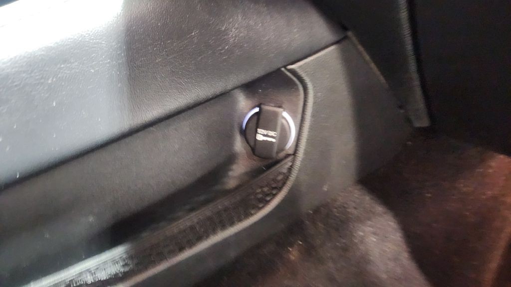 2022 Dodge Challenger Image 34