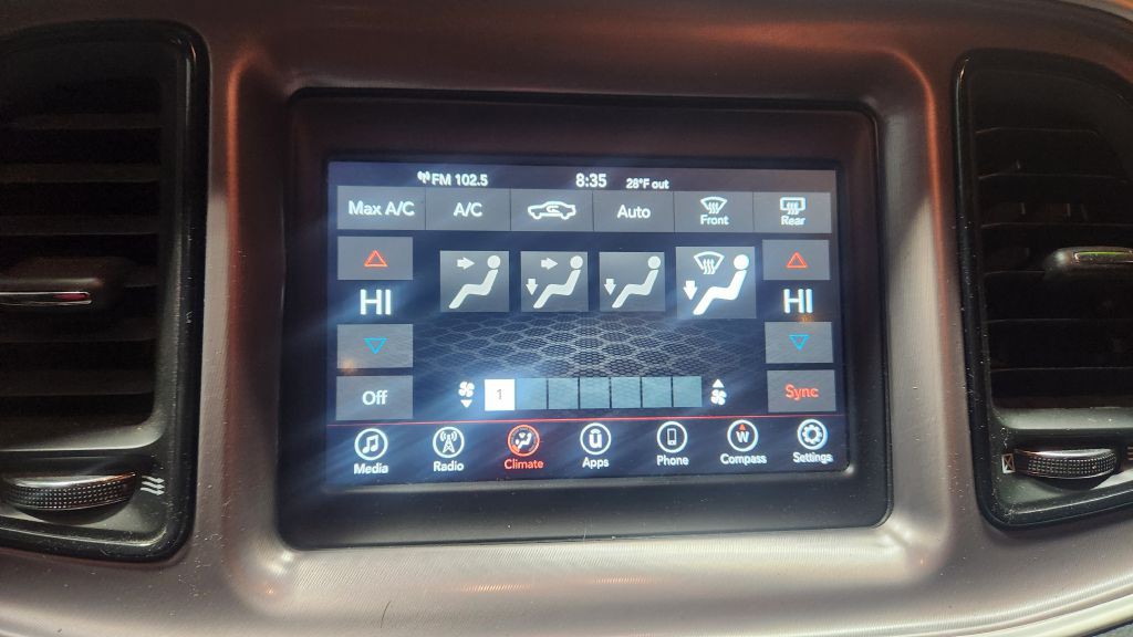 2022 Dodge Challenger Image 37