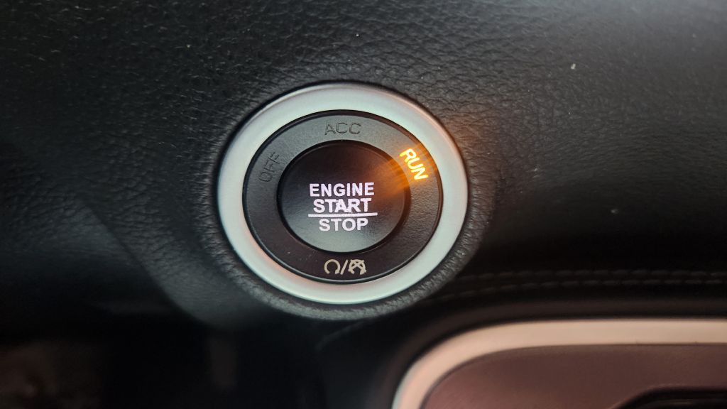 2022 Dodge Challenger Image 45