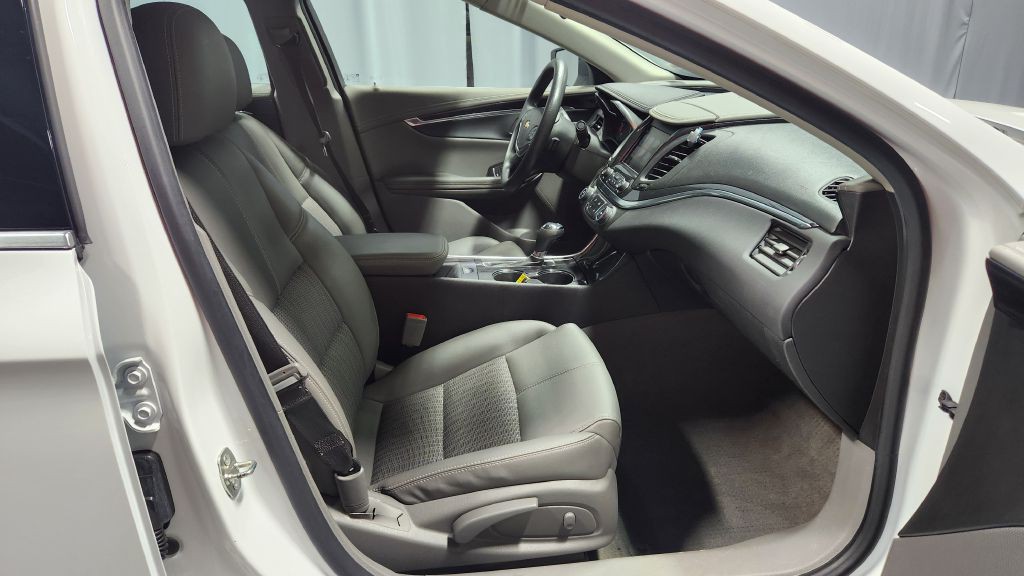 2018 Chevrolet Impala Image 39